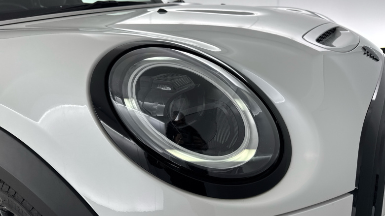 MINI Hatchback 135kW Cooper S Level 2 33kWh 3dr Auto Electric Hatchback